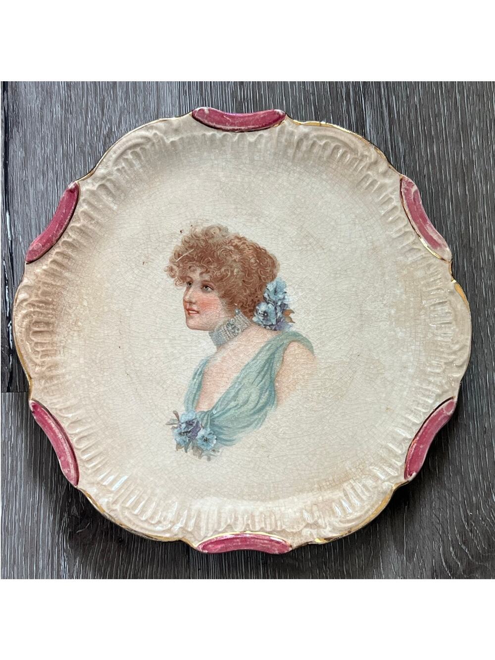 Limoges Antique Porcelain Portrait Plate French Scalloped Edge 9.5" Diameter